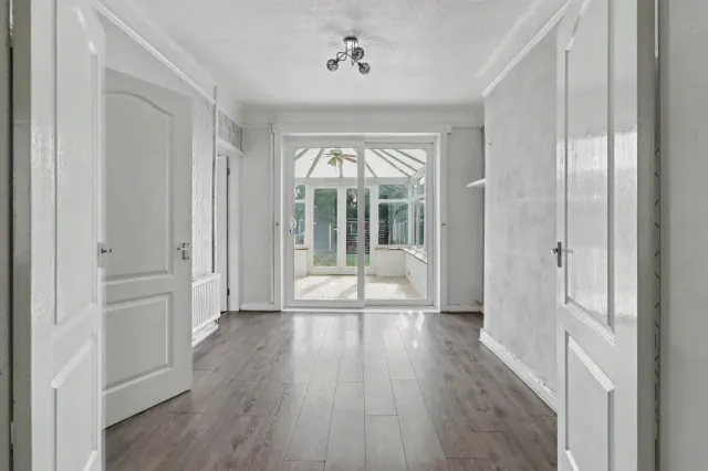 Newfield Drive, Crewe, photo 2