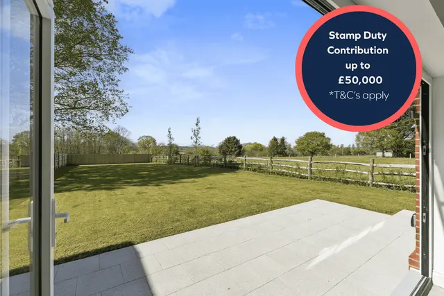 Greenacres Park, Storrington, RH20, photo 1