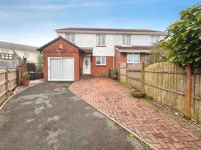 Holwell Close, Plymouth, PL9