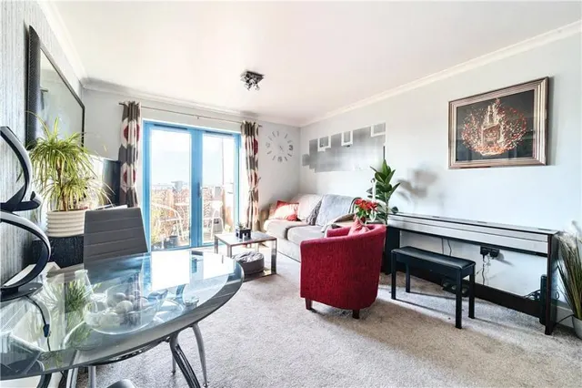 Sturlas Way, Waltham Cross, EN8, photo 2