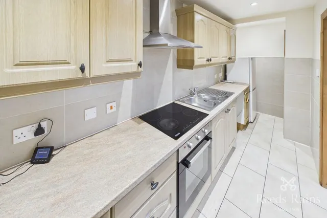 Photo 3 — Bradford Road, Batley, West Yorkshire, WF17