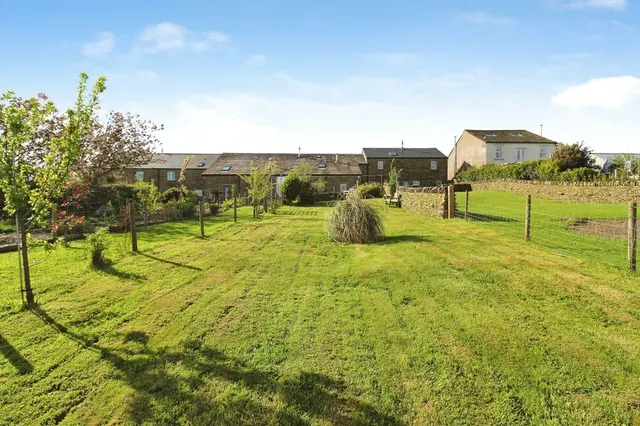 Photo 3 — Skipton Old Road, Colne, Lancashire, BB8