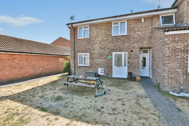 Aspen Gardens, Poole, BH12, photo 1