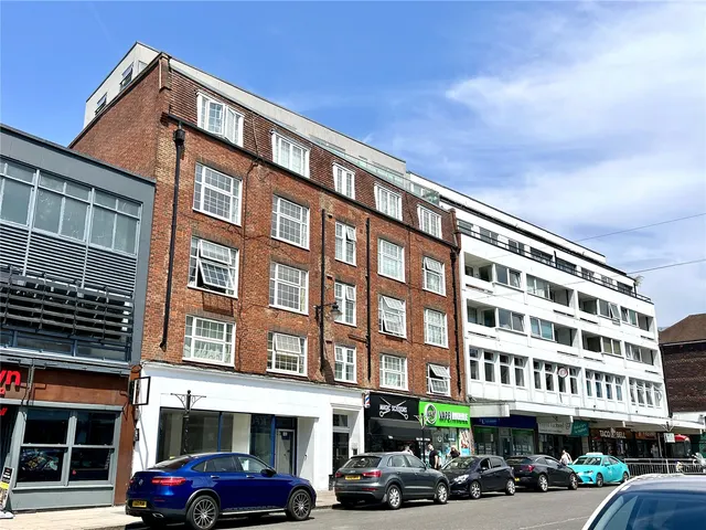 High Street, Guildford, GU1, photo 1