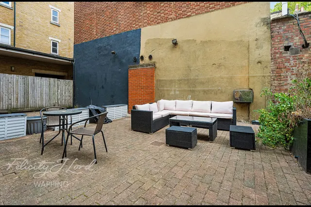 Raven Row, Whitechapel, E1, photo 2
