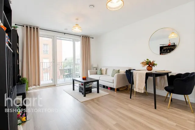 Morton Peto Road, Bishop's Stortford, CM23, photo 2