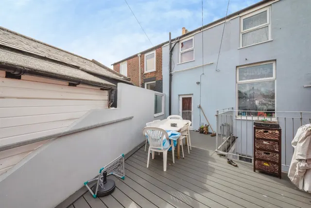 Photo 2 — Crown Road, Great Yarmouth