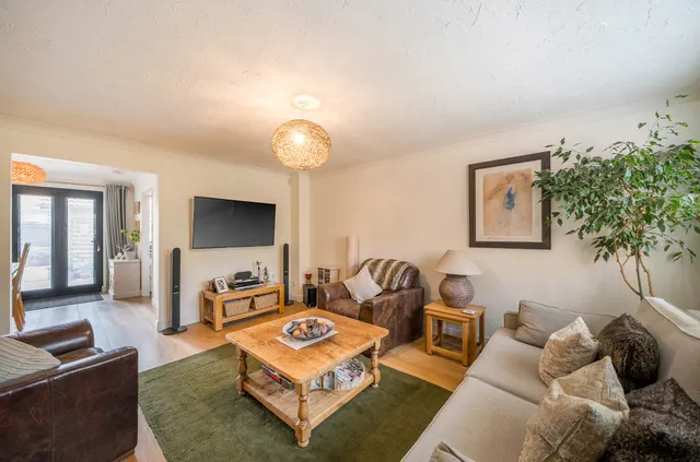 Photo 2 — Gardenia Drive, West End, Woking, Surrey, GU24 9XG