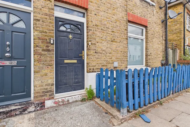 London, Greater London, SW16 6BG, photo 1