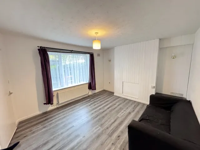 Romilay Close, Beeston, NG9, photo 3