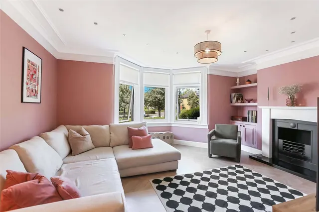 Photo 2 — Anniesland Road, Knightswood, Glasgow, G14