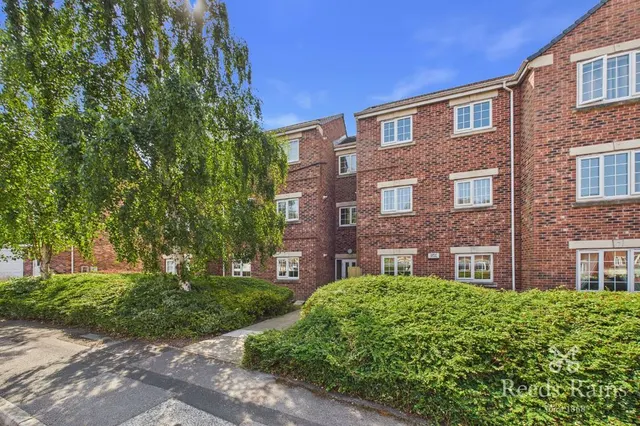 Castle Lodge Avenue, Rothwell, West Yorkshire, LS26, photo 1