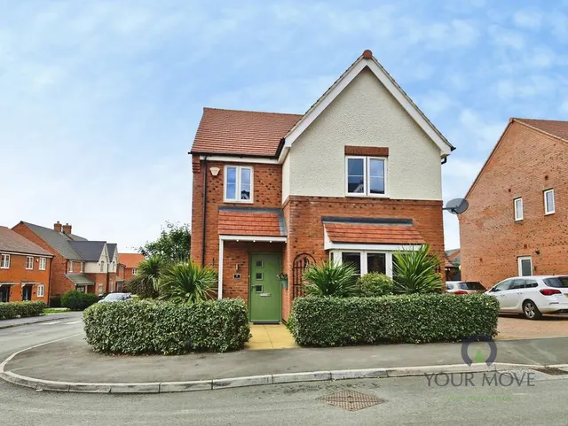 Hemsley Road, Hugglescote, LE67, photo 1