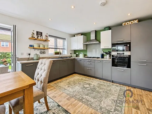 Hemsley Road, Hugglescote, LE67, photo 3