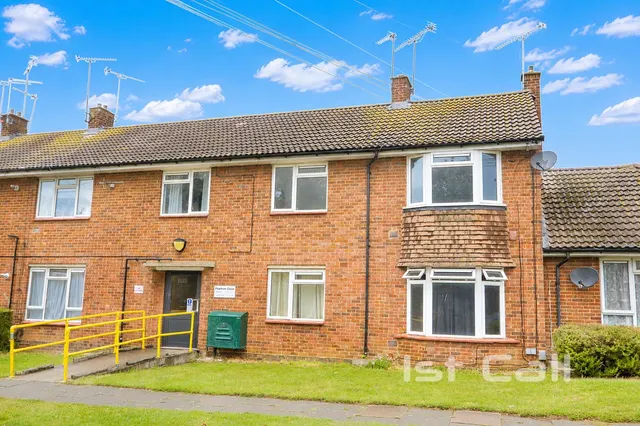 Peartree Close, Southend-On-Sea, photo 1