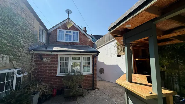High Street, Bruton, BA10, photo 1