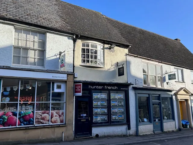 High Street, Bruton, BA10, photo 3
