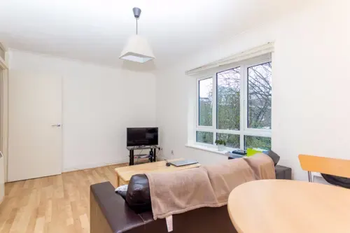 Scott Lidgett Crescent, London, SE16, photo 2