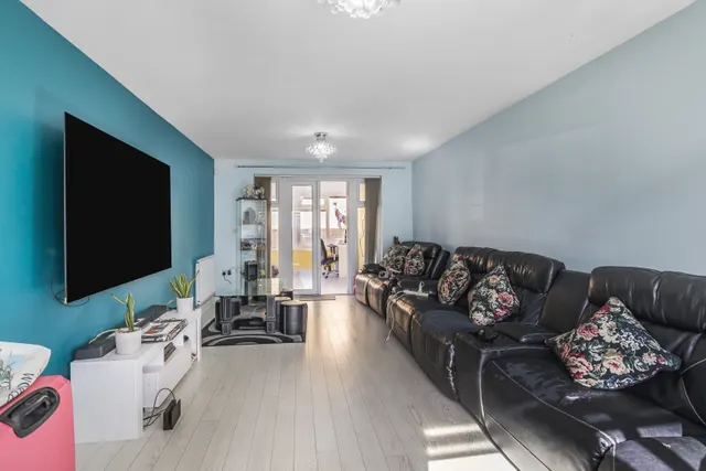 Eighteen Acre Drive, Bristol, BS34, photo 3