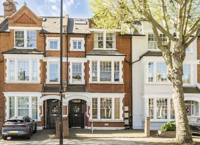 Cavendish Road, Clapham South, SW12, photo 1
