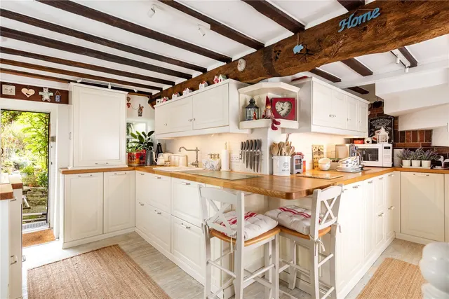 Mill Road, Oundle, PE8, photo 3