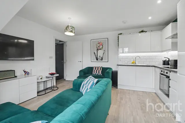 North Ash Road, Longfield, DA3, photo 3