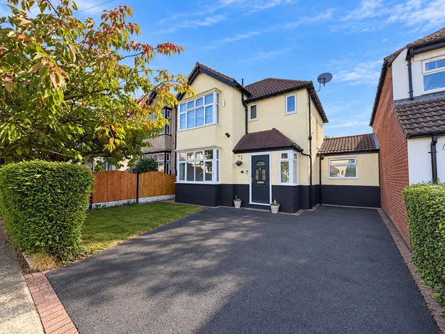 Henley Road, Mossley Hill, L18, photo 1