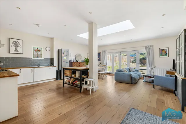Arden Road, Finchley, N3, photo 2
