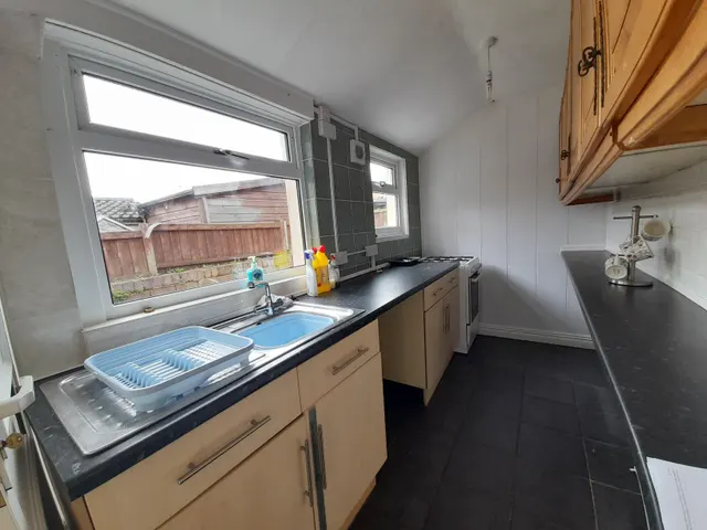 Photo 3 — Columbia street, Huthwaite NG17