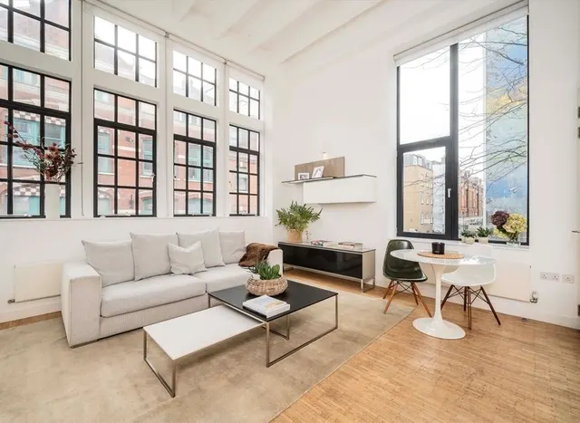 Leather Lane, Farringdon, EC1N, photo 1