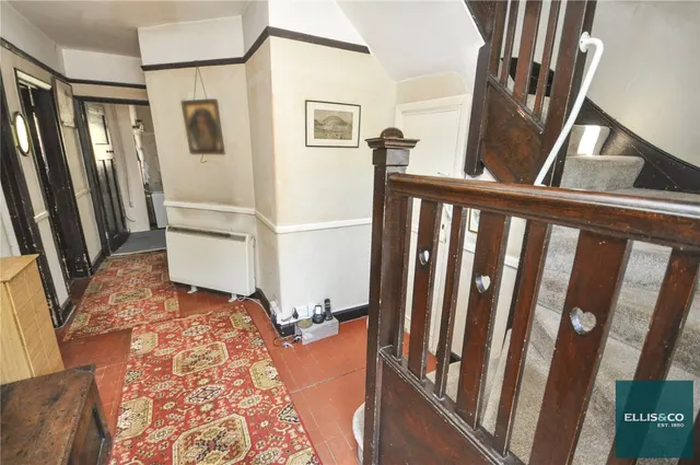 Lyndhurst Gardens, Finchley, N3, photo 2