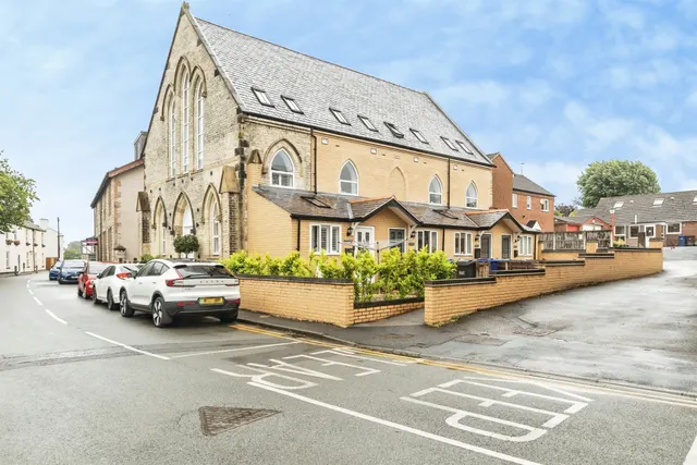 High Street, South Milford, LS25, photo 1