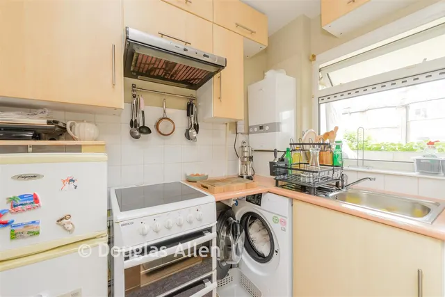 Prospect Road, Woodford Green, IG8, photo 3