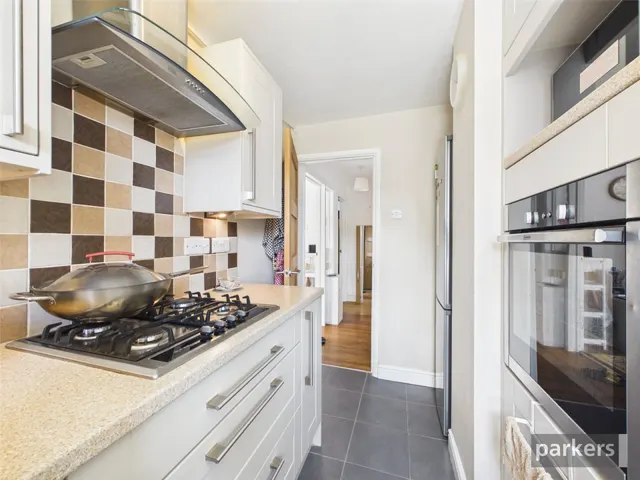 Langdale Gardens, Earley, RG6, photo 3