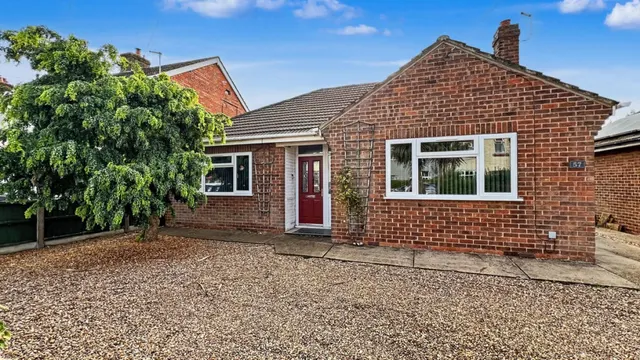 Northlands Road, Winterton, photo 1