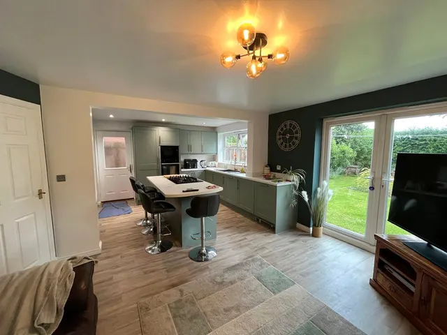 Photo 2 — Robb Close, Thirsk, North Yorkshire, YO7 1GG