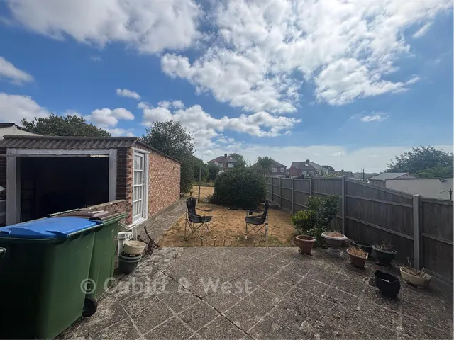 Dore Avenue, Fareham, PO16, photo 3