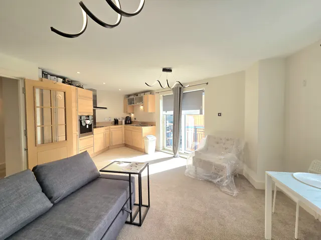 Centurion Court, Gunwharf Quays, PO1, photo 3