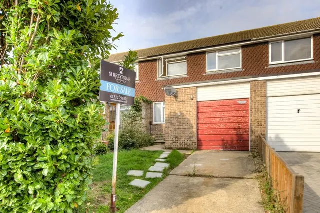 Lenside Drive Bearsted, Maidstone ME15 8UE, photo 1