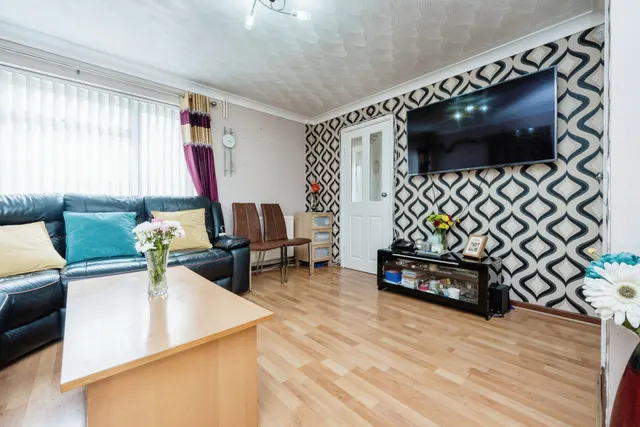 Photo 2 — Rosedale Way, Kempston, Bedford, Bedfordshire, MK42