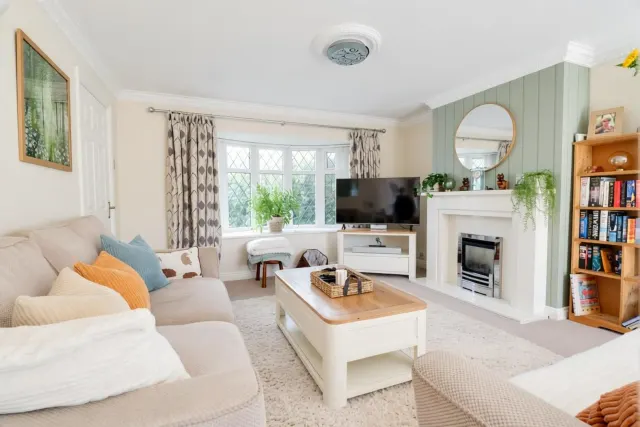 Essex Drive, Stoke-On-Trent, photo 3