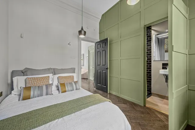 Guilford Street, London, WC1N, photo 1