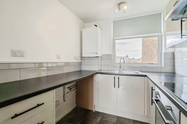 Photo 2 — Griffin Close, Shepshed, Loughborough