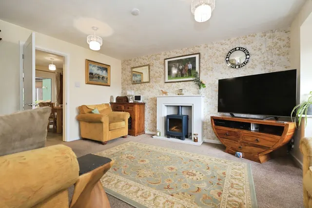 Kings Road, Kidderminster, DY11, photo 2