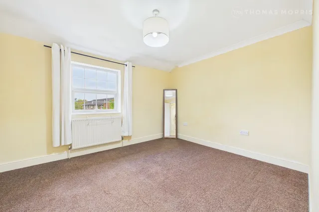 Kneesworth Street, Royston, SG8, photo 2