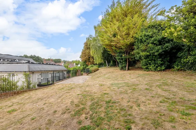Foxley Lane, Purley, CR8, photo 3