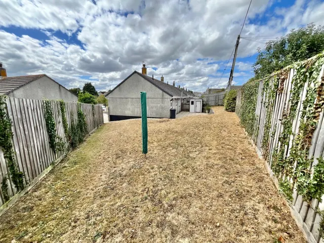 Photo 3 — Brooking Way, Saltash, PL12