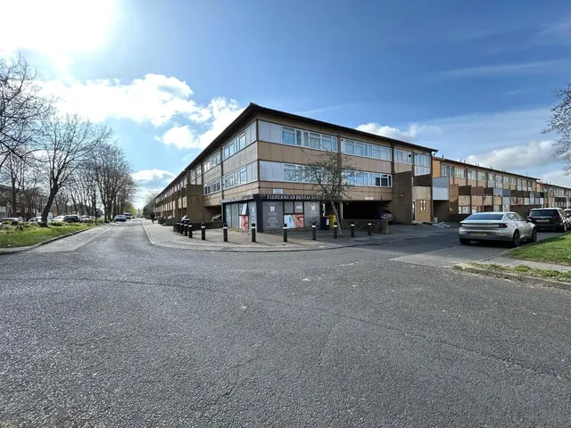 Penryn Avenue, Fishermead, MK6, photo 1