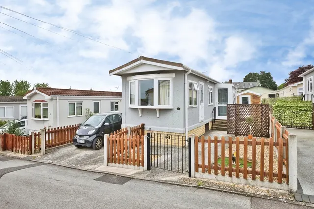 Rustywell Park, Yeovil, BA20, photo 1