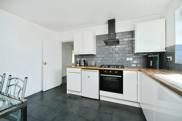 Swanborough Drive, Brighton, BN2, photo 3